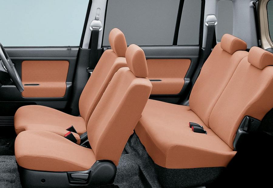  Mazda Spiano 2007 года  (фото 12 из 27)